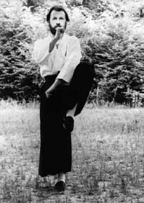 Tsuru ashi dachi